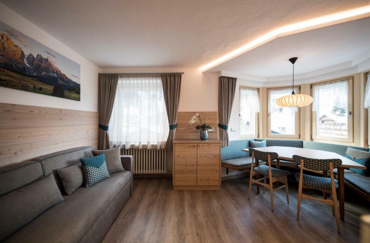 Villa Aurelia Ортизей Екстериор снимка