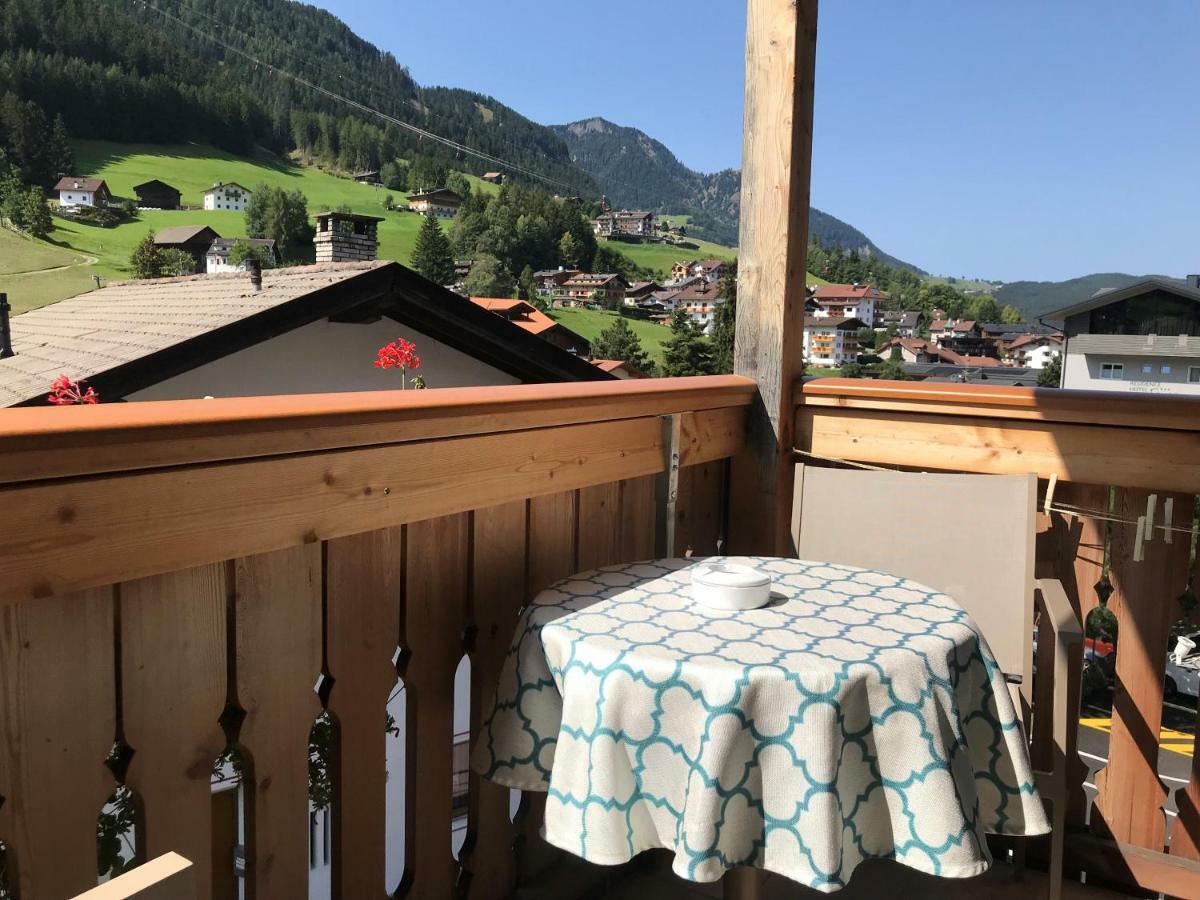 Villa Aurelia Ортизей Екстериор снимка